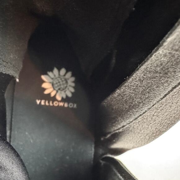 Yellowbox Black Faux Suede Sides Lug Sole Classic Chelsea Boots Women's Size 7 - Picture 9 of 9